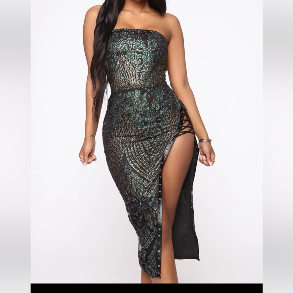 Elegant Strapless Black and Blue Dress NWT